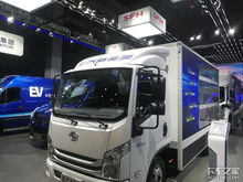 从洗扫车看电动物流车的绿色变革 清洁道路与清洁未来的双重使命